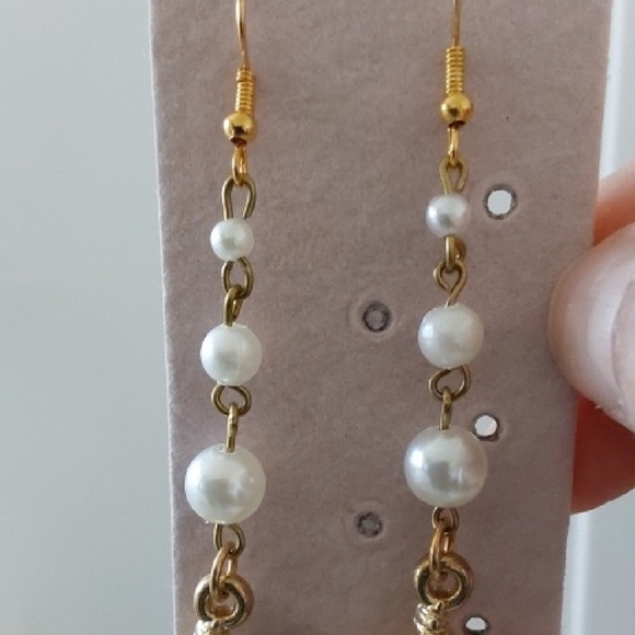 Gold Starfish Dangle Earrings - Picture 3 of 4